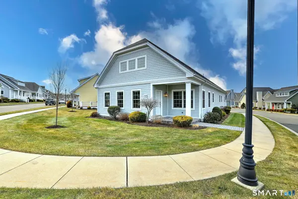 323 Goose Lane #323, Orange, CT 06477