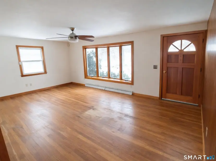 2 Sharren Lane, Enfield, CT 06082 - Image #3