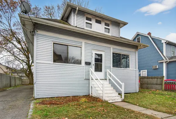 215 Overland Avenue, Bridgeport, CT 06606