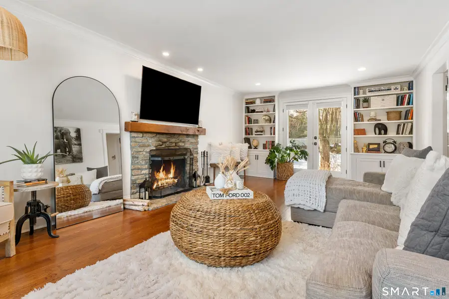 12 Field Crest Road, New Canaan, CT 06840 - Image #2