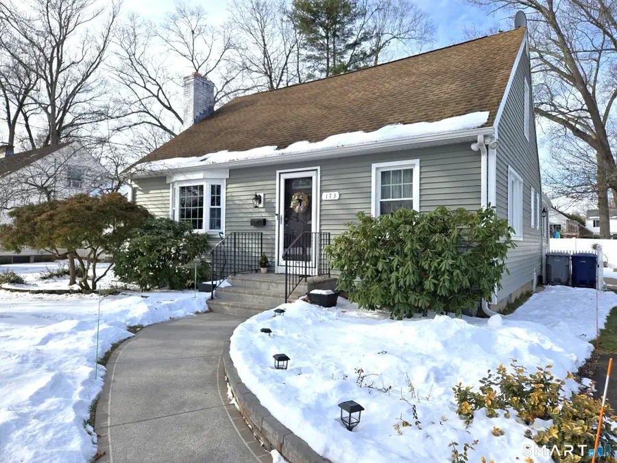 173 Rockwell Avenue, Plainville, CT 06062 - Image #2
