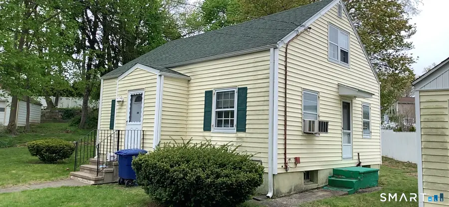 114 Minturn Place, Bridgeport, CT 06606 - Image #2