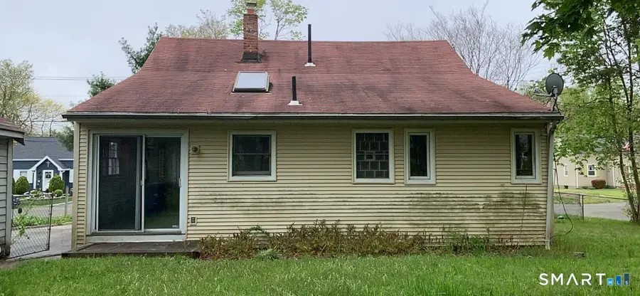 110 Minturn Road, Bridgeport, CT 06606 - Image #3