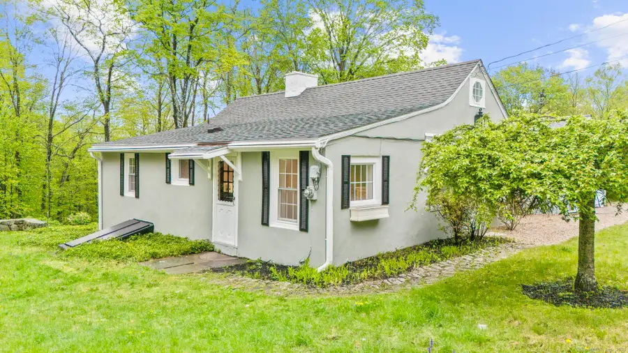 13 South Street, Washington, CT 06793 - Image #3