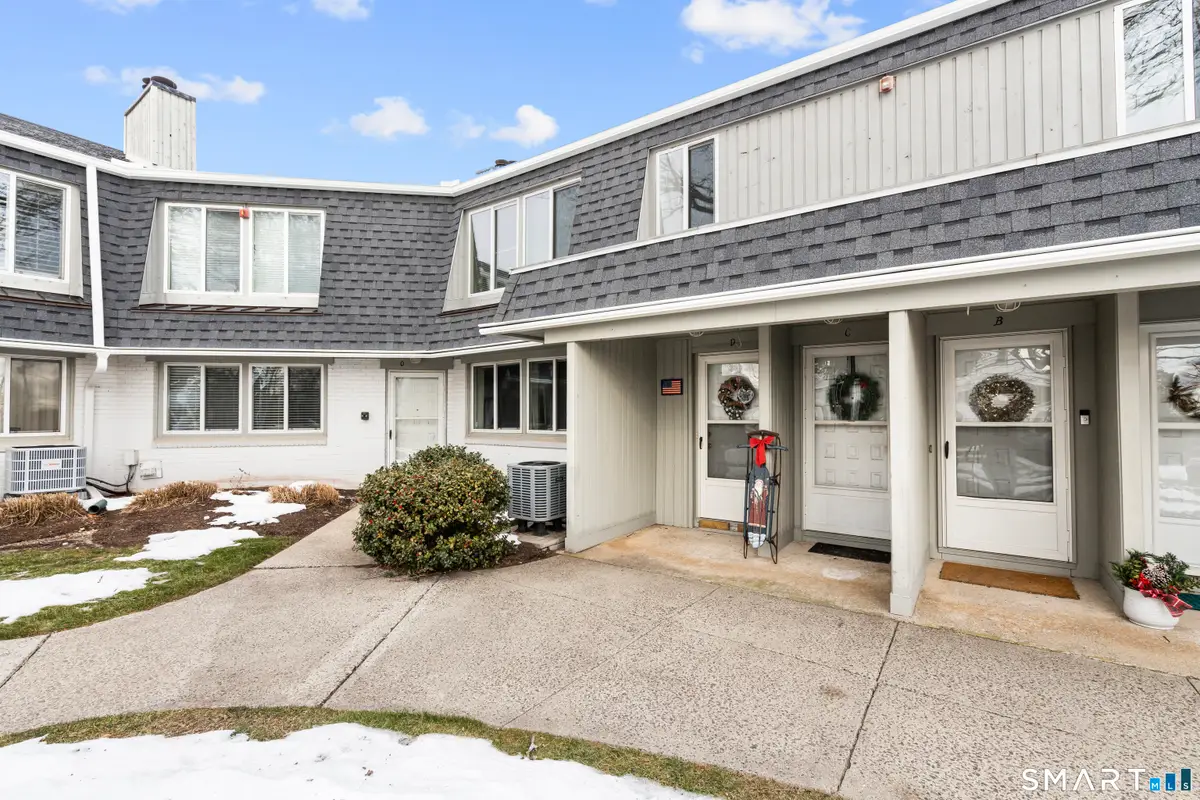 18 Chapel Street #APT D, Milford, CT 06460 - Image #1