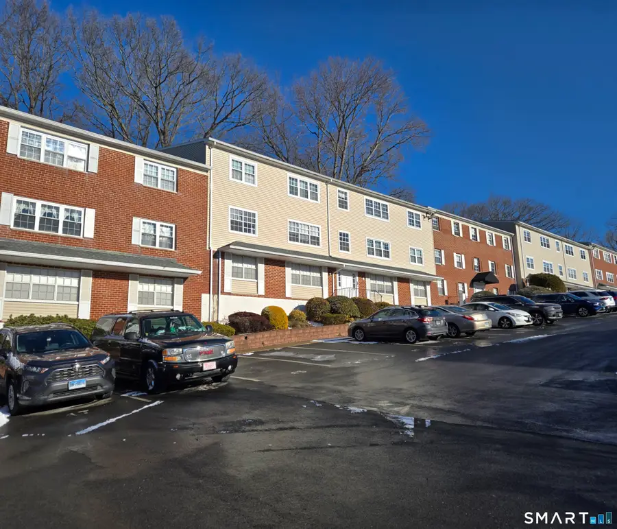 50 Greenhouse Road #65D, Bridgeport, CT 06606 - Image #3