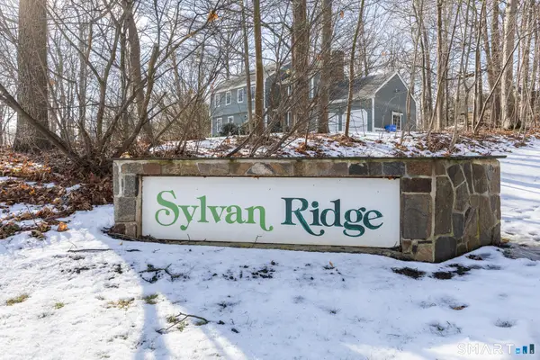 40 Sylvan Ridge #40, Middlefield, CT 06481