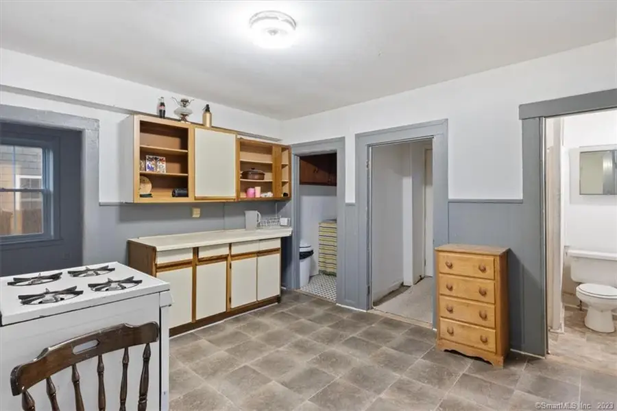 71 Blackhall Street, New London, CT 06320 - Image #3