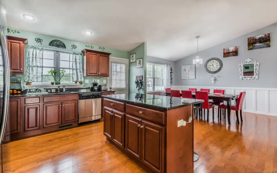 4 Wintergreen Lane, Naugatuck, CT 06770 - Image #2