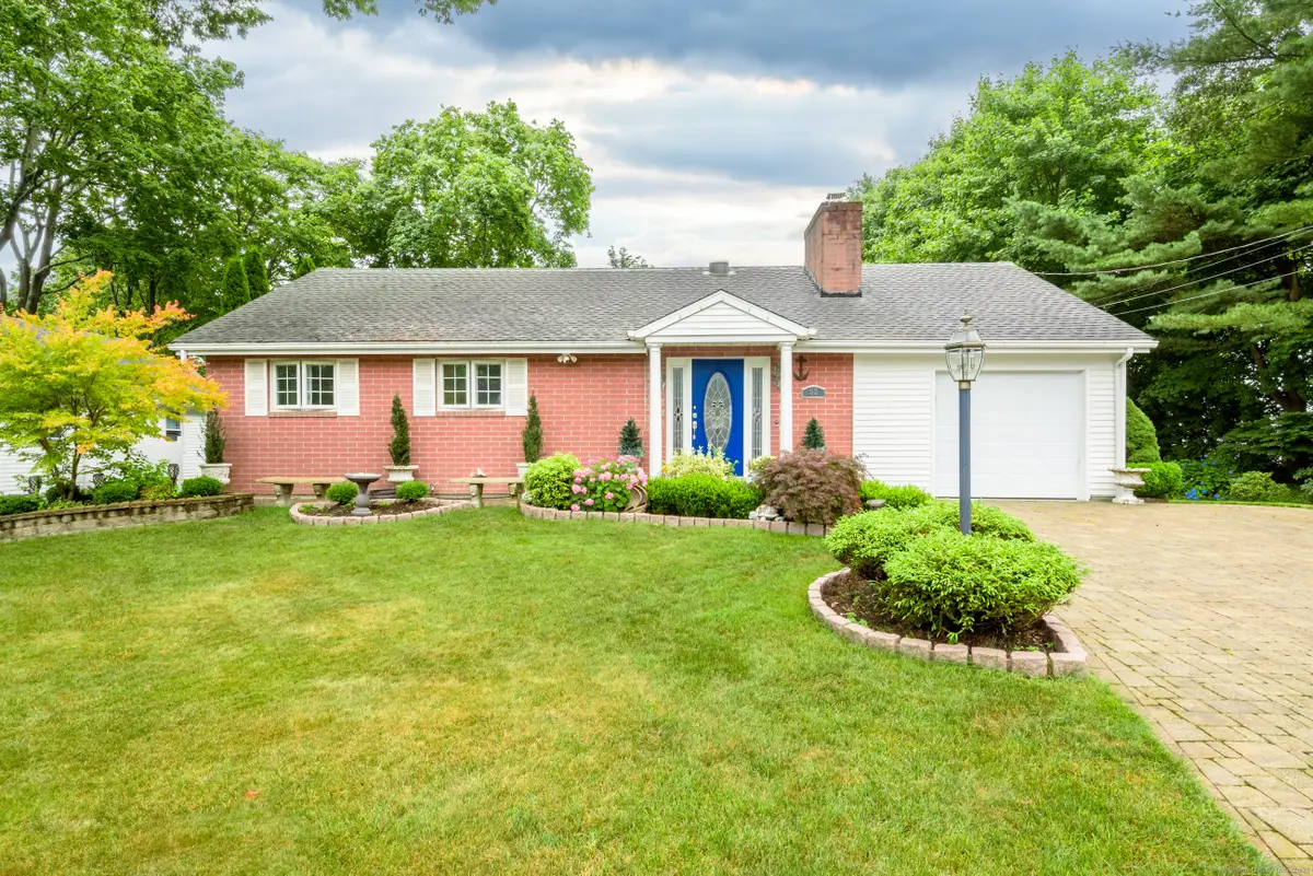 92 Grove Beach Road South, Westbrook, CT 06498 - Image #1