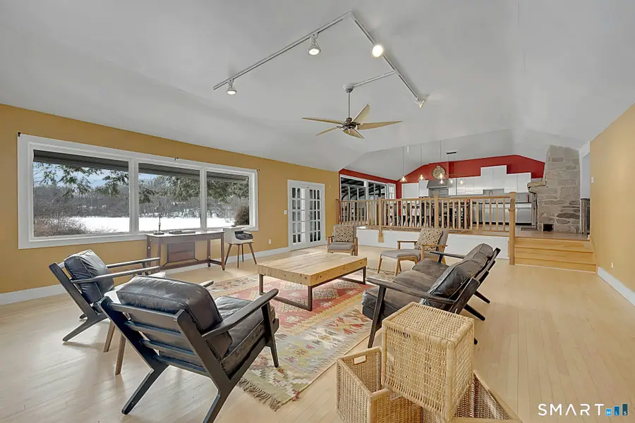 71 Country Club Road, Stamford, CT 06903 - Image #3