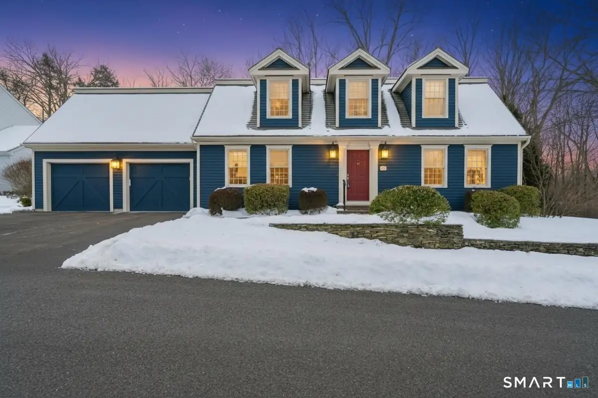 19 Hillview Lane, Woodbury, CT 06798 - Image #1