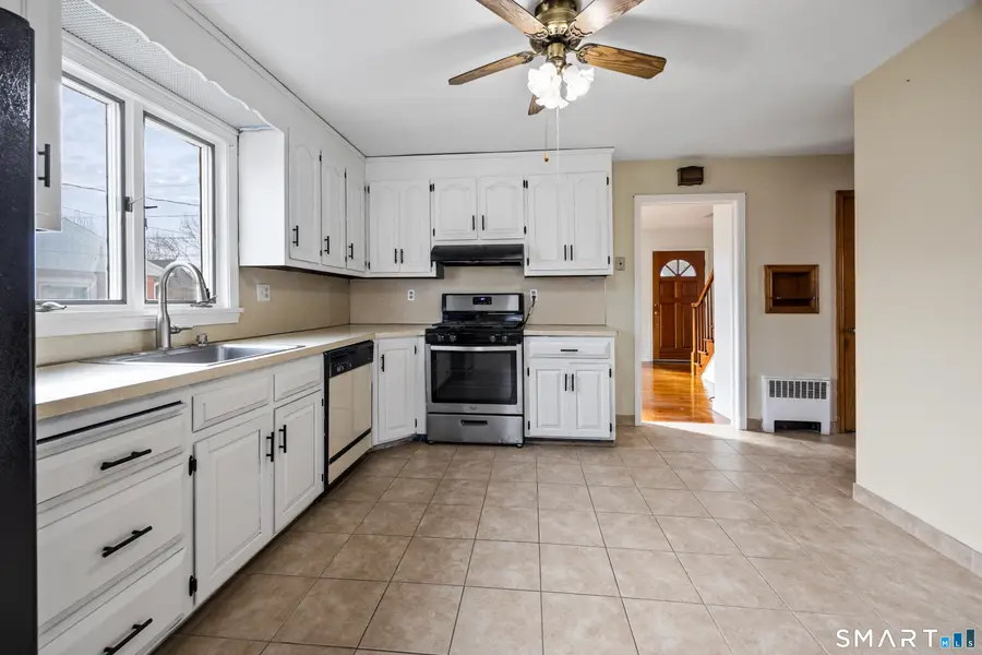 235 Tracy Avenue, Waterbury, CT 06706 - Image #3