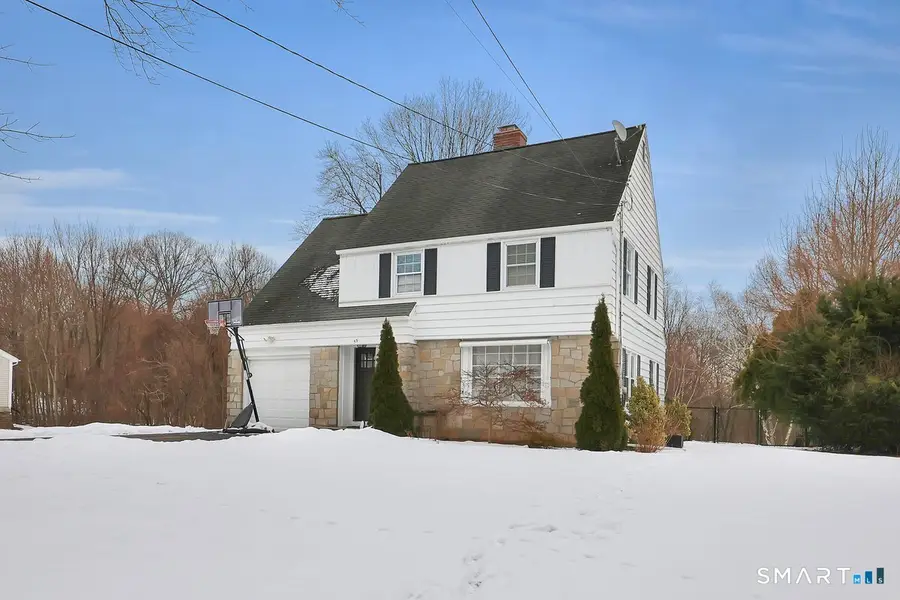 55 Corrigan Avenue, Meriden, CT 06451 - Image #2