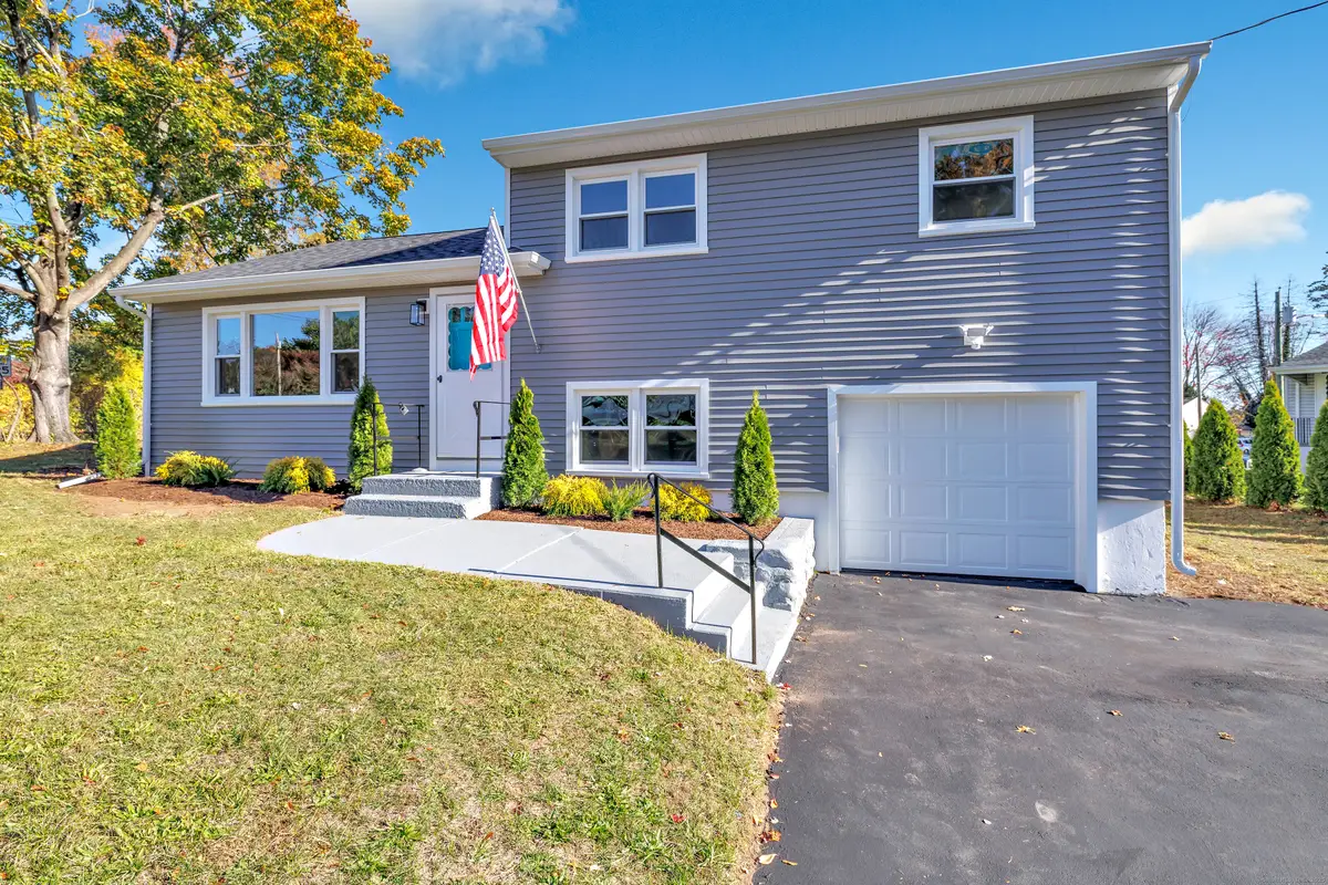 15 Smith Drive, Hamden, CT 06517 - Image #1