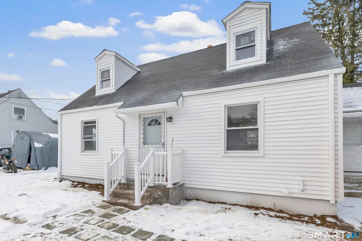 8 River Road, East Haven, CT 06512 - Image #1