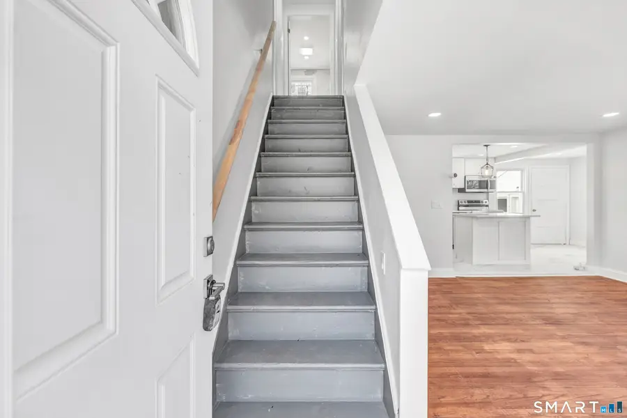 8 River Road, East Haven, CT 06512 - Image #2