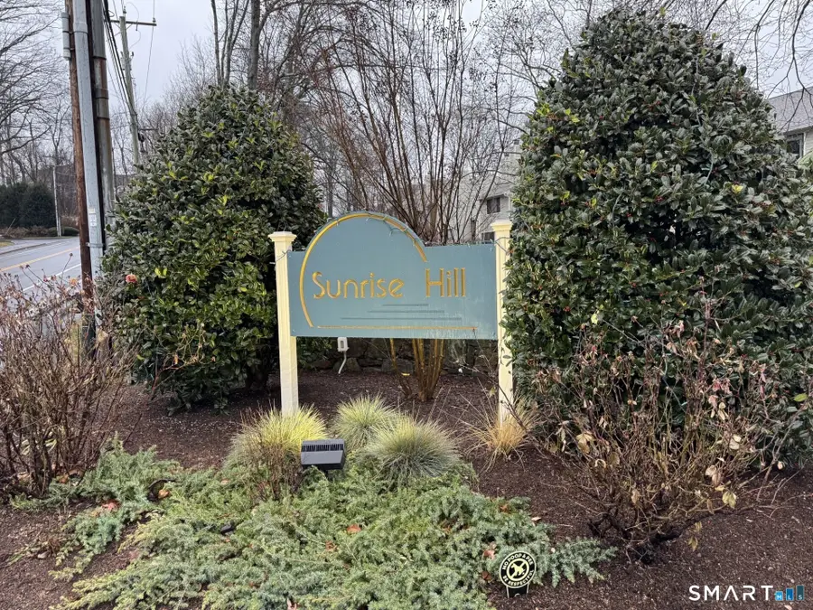 206 Sunrise Hill Road #206, Norwalk, CT 06851 - Image #2