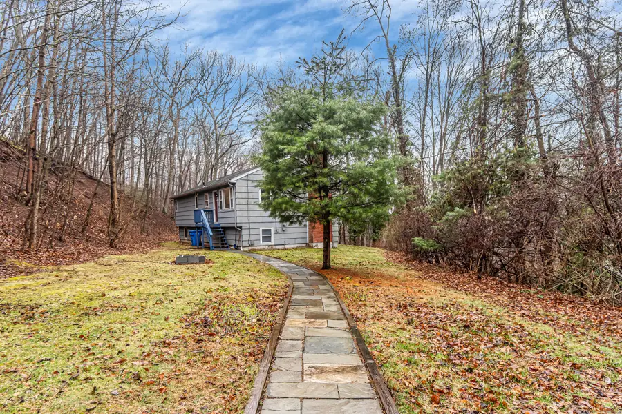 64 Darley Drive, Hamden, CT 06518 - Image #3