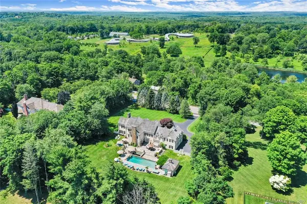 1343 Smith Ridge Road, New Canaan, CT 06840