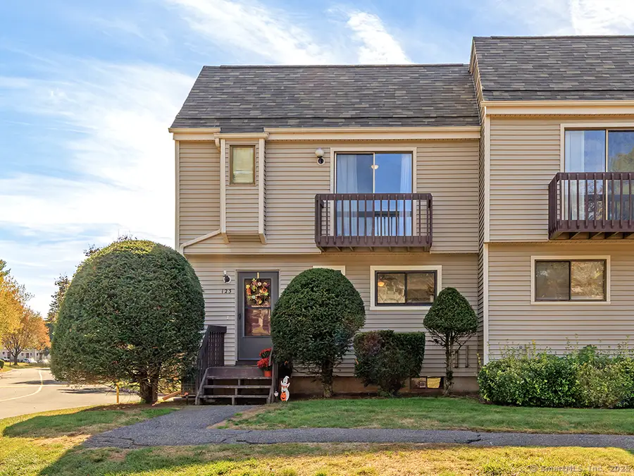 123 Pembroke Court #123, Meriden, CT 06450 - Image #3