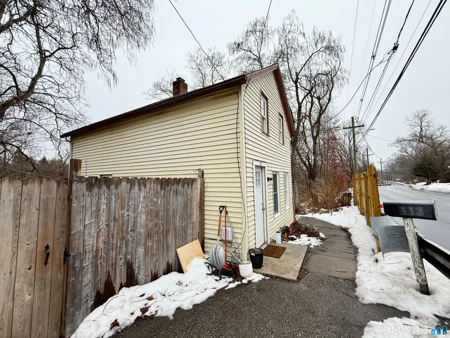 113 Otrobando Avenue, Norwich, CT 06360 - Image #2