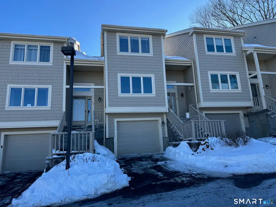 12 Boulevard Drive #104, Danbury, CT 06810 - Image #2
