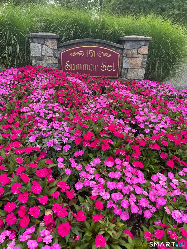 151 Shelter Rock Road #60, Danbury, CT 06810