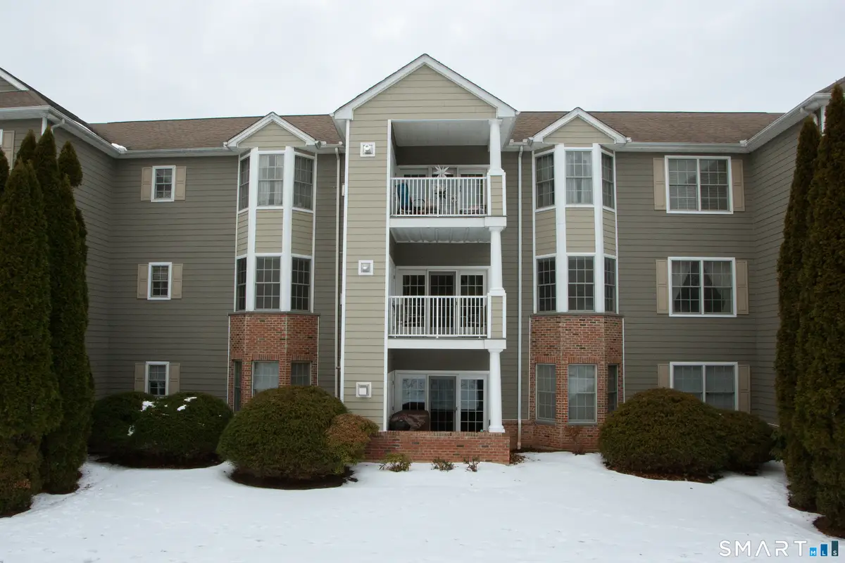 15 Cassandra Boulevard #APT 204, West Hartford, CT 06107 - Image #1