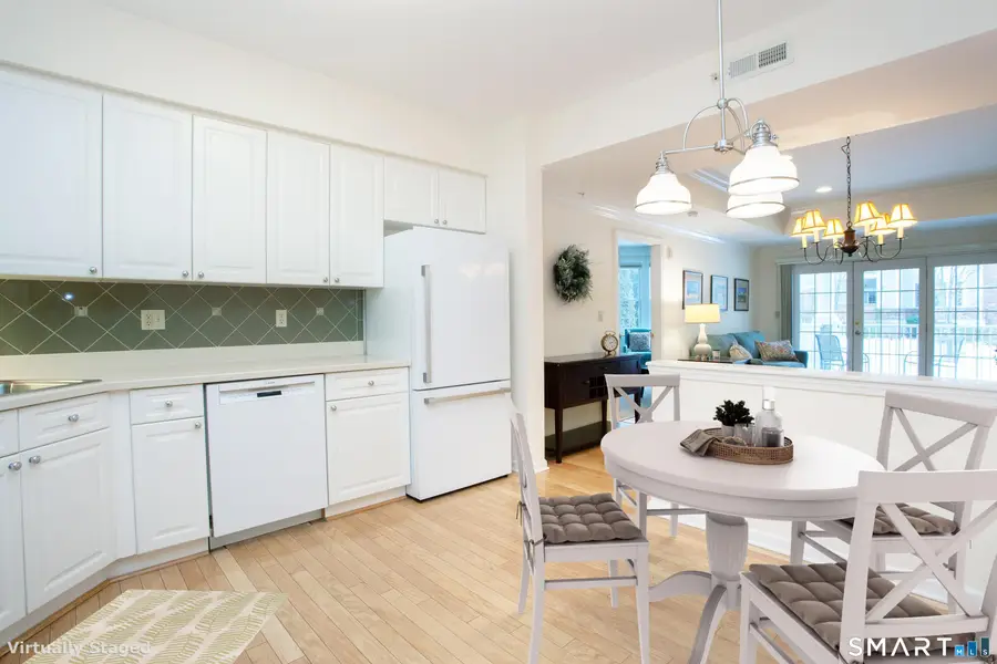 15 Cassandra Boulevard #APT 204, West Hartford, CT 06107 - Image #3