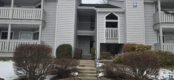 90 Crown Knoll Court #S136, Groton, CT 06340