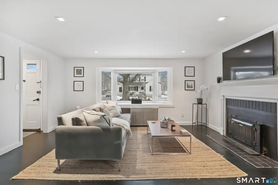 671 Fairview Avenue, Bridgeport, CT 06606 - Image #2