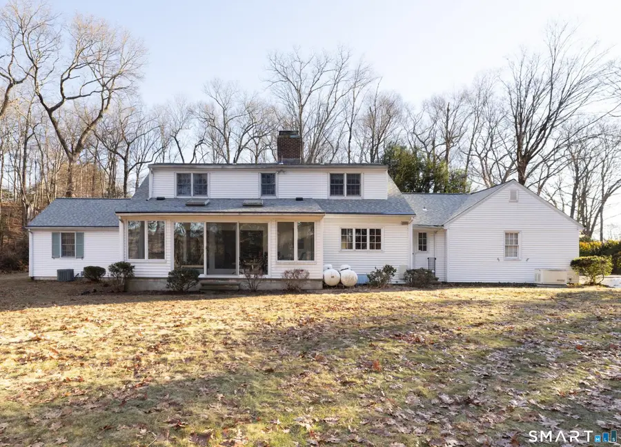 117 Crest Road, Middlebury, CT 06762 - Image #2
