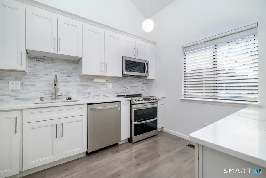 2437 Bedford Street #22-4, Stamford, CT 06905 - Image #3