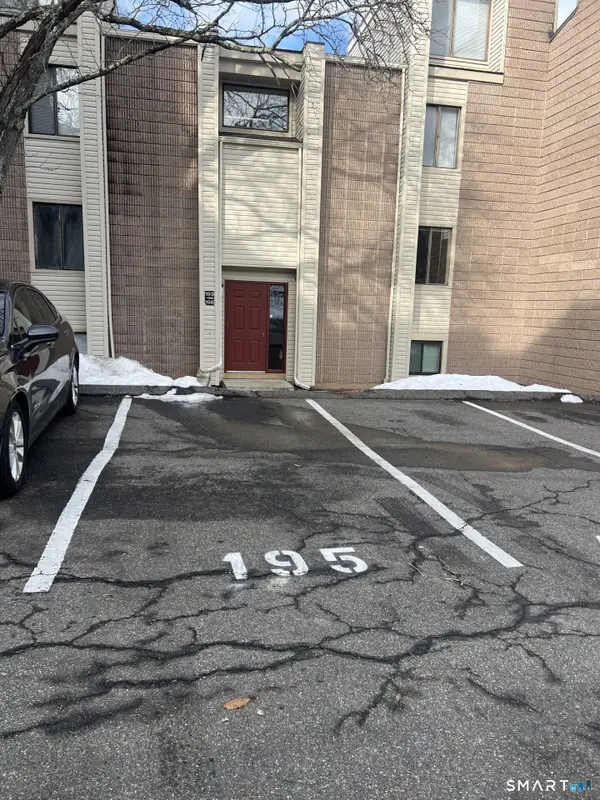 195 Burgundy Hill Lane #195, Middletown, CT 06457