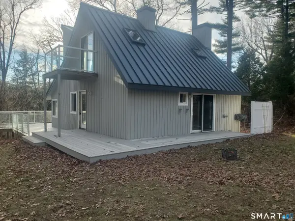 32 Hemlock Road, Granby, CT 06035