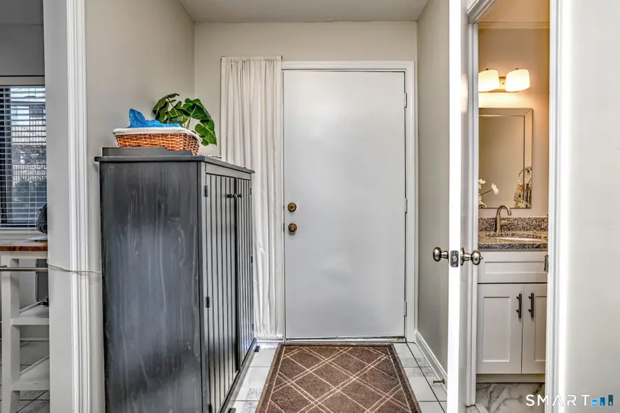 160 Brittany Farms Road #D, New Britain, CT 06053 - Image #2