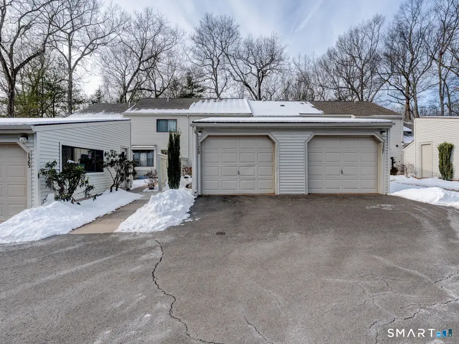 128 Farmington Chase Crescent #128, Farmington, CT 06032 - Image #2