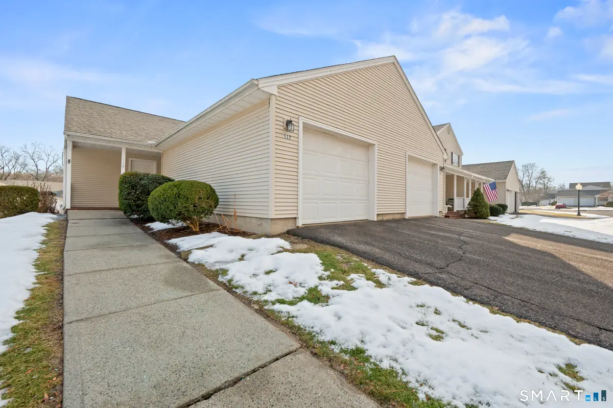 117 Dibble Hollow Lane #117, Windsor Locks, CT 06096 - Image #1
