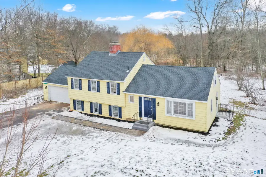 813 Overhill Drive, Suffield, CT 06078 - Image #2