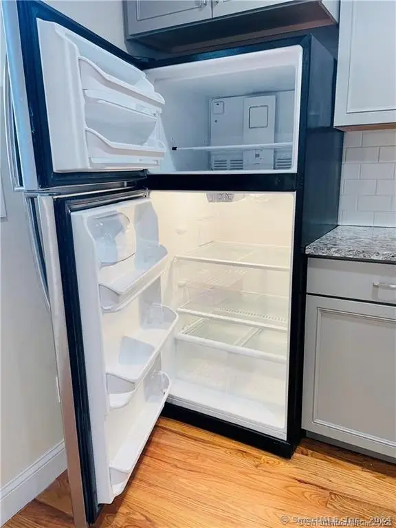 31 Brainerd Road, Branford, CT 06405 - Image #3