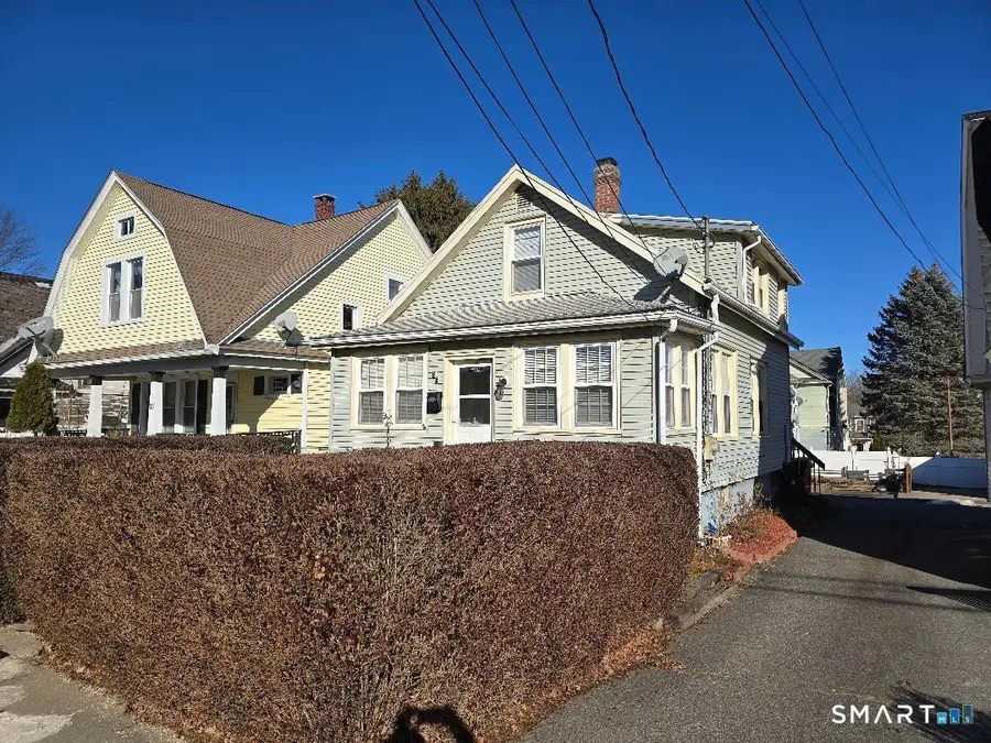 39 Lockhart Avenue, Waterbury, CT 06705 - Image #2