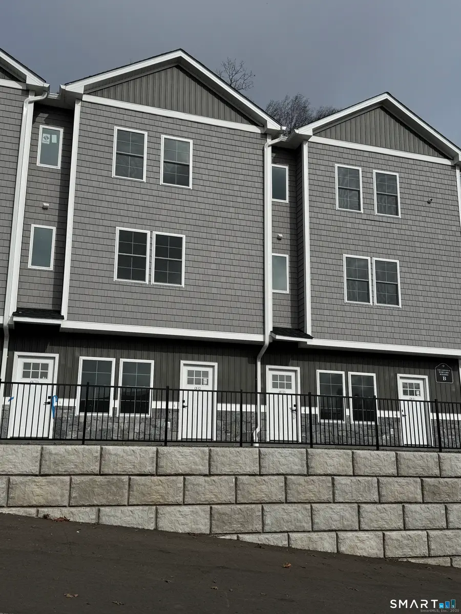 243 Echo Lake Road #B10, Watertown, CT 06795 - Image #3