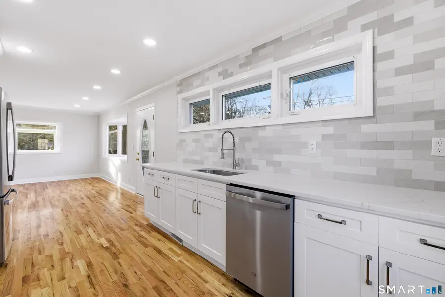 42 Cindy Circle, Milford, CT 06460 - Image #3