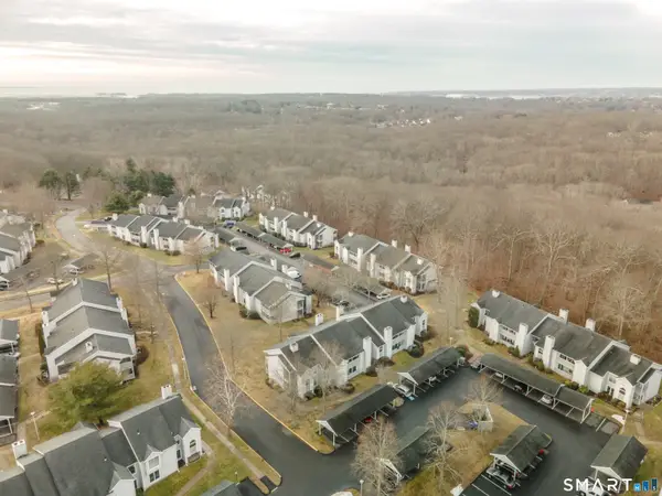 75 Crown Knoll Court #APT 103, Groton, CT 06340