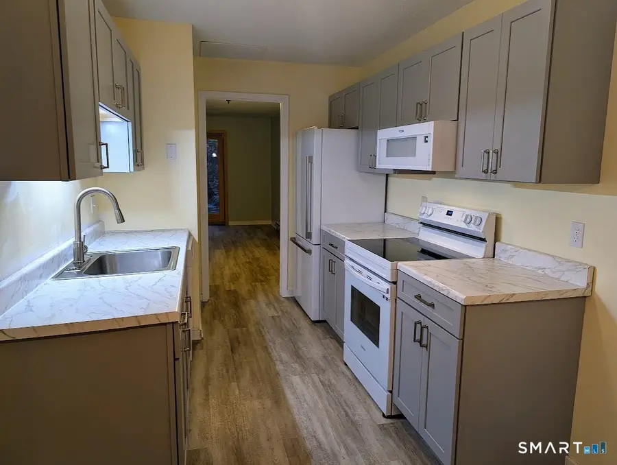 21 Riveredge Drive #21, Winchester, CT 06098 - Image #2