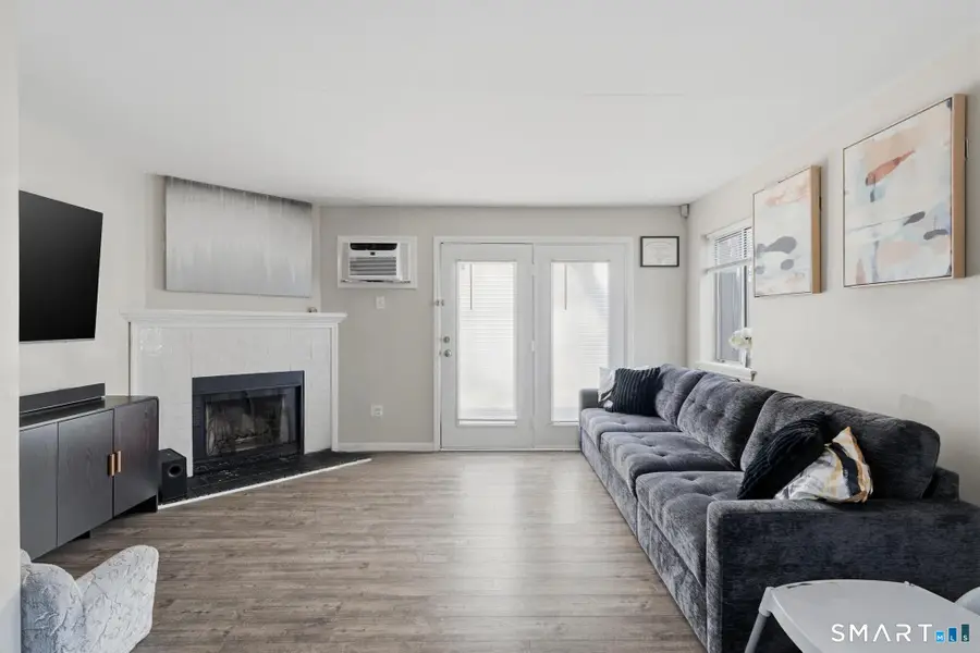 117 Hamden Avenue #APT I, Waterbury, CT 06704 - Image #3