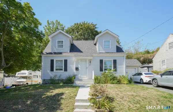 37 Quaker Road, Hamden, CT 06517