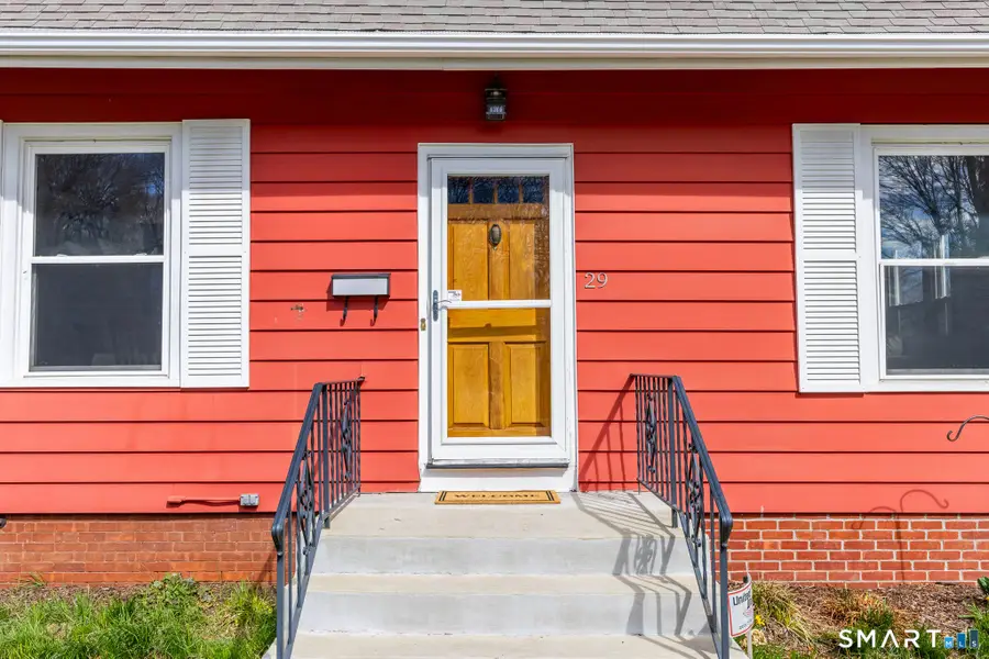 29 Chestnut Street, West Haven, CT 06516 - #2