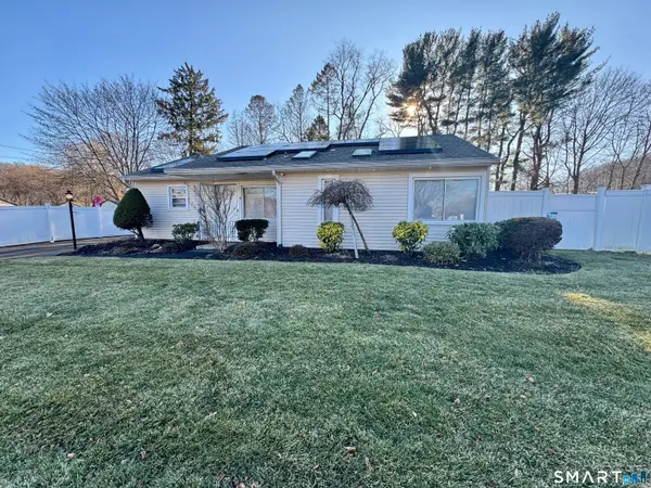 4 Hellstrom Road, East Haven, CT 06512